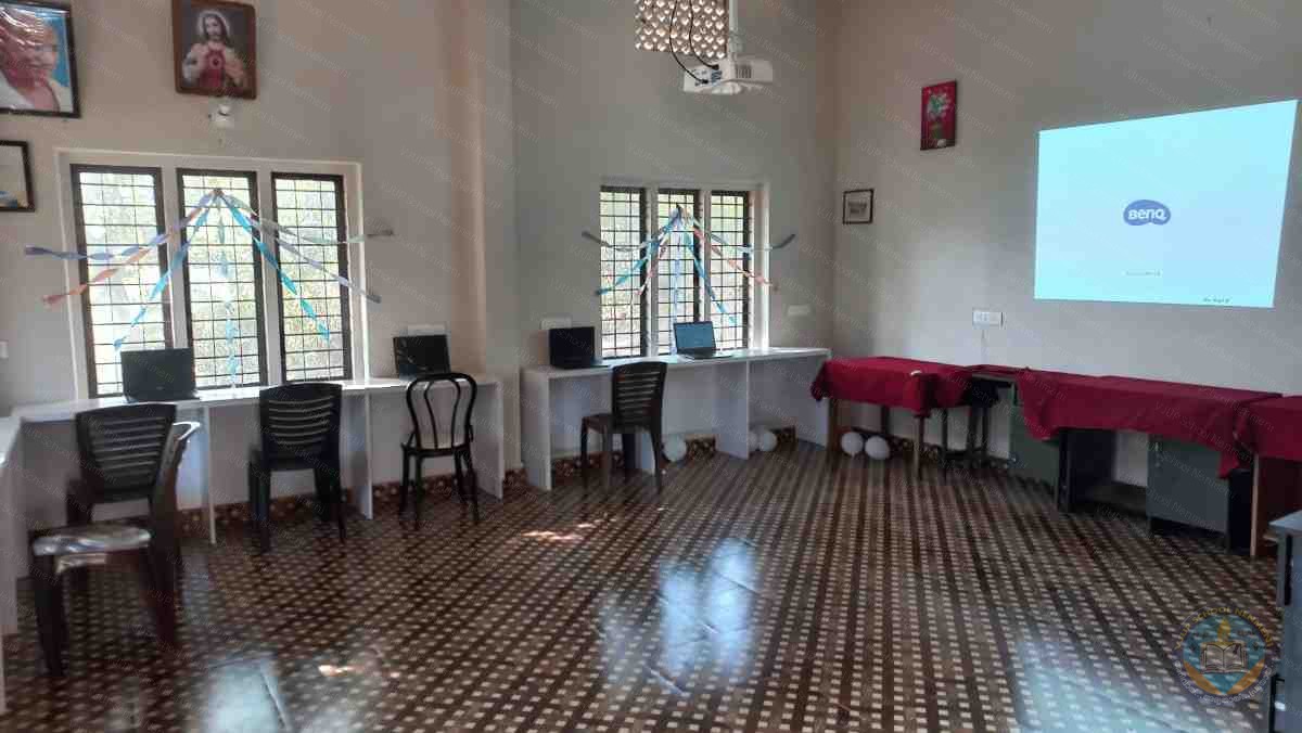 സ്മാർട്ട് ക്ലാസ് മുറി